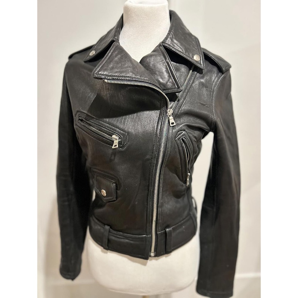 XOXO Black Genuine Leather Motorcycle Jacket Women's Size Small‎ Zip Belted
